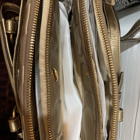 NWT Coach Soho Signature bag with coin purse - Picture 4 of 9